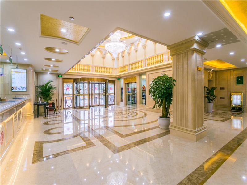 Vienna International Hotel Shanghai Pudong New International Exbition Central Экстерьер фото