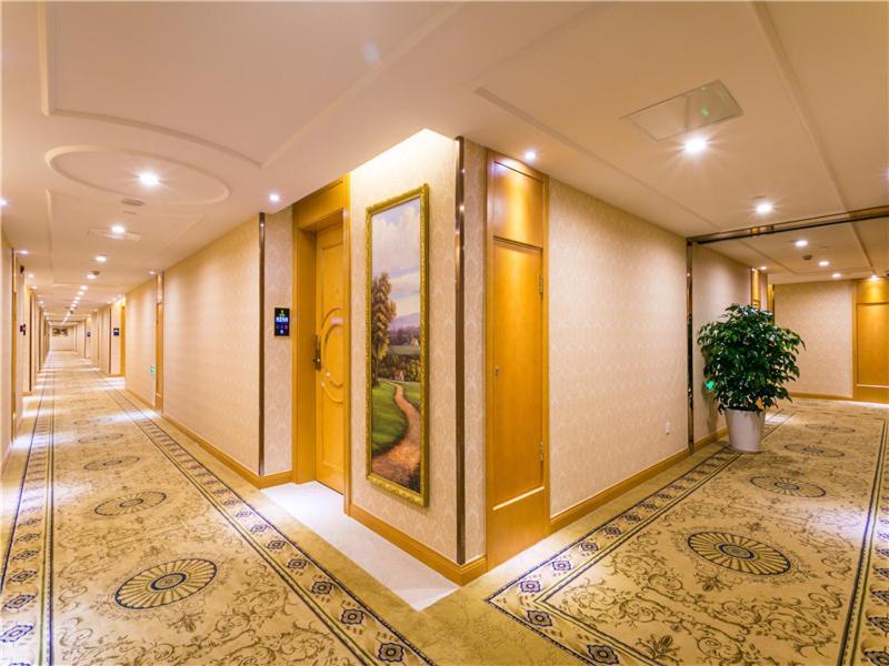 Vienna International Hotel Shanghai Pudong New International Exbition Central Экстерьер фото