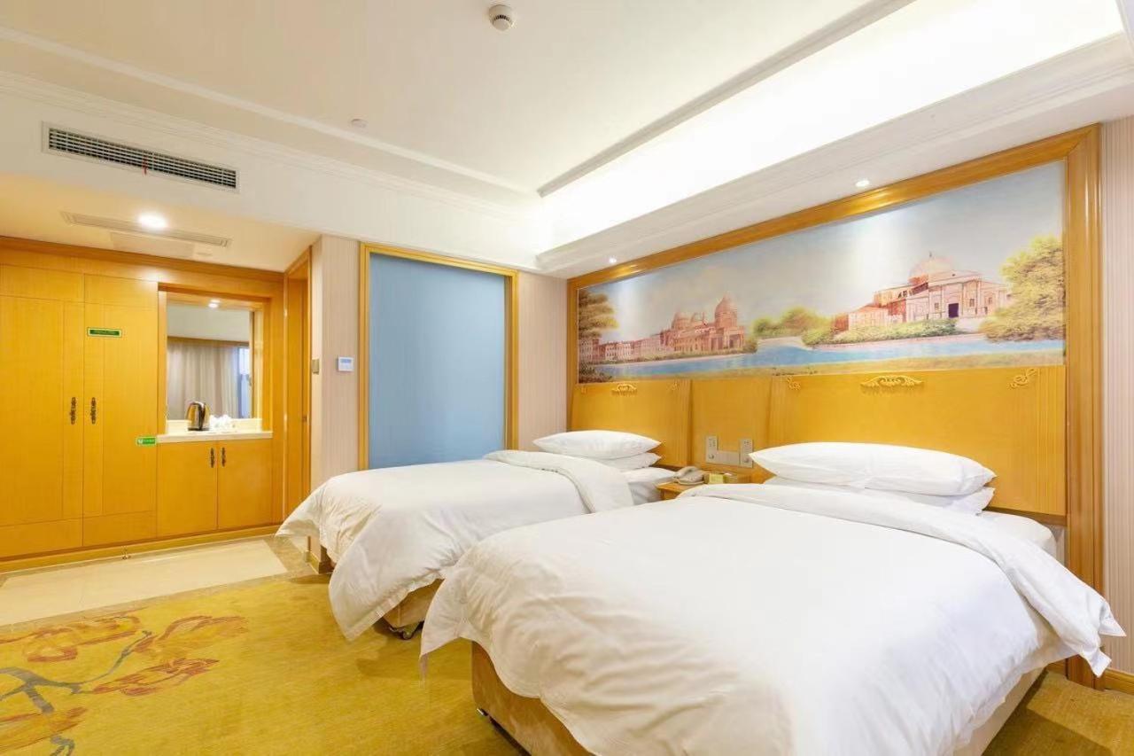 Vienna International Hotel Shanghai Pudong New International Exbition Central Экстерьер фото