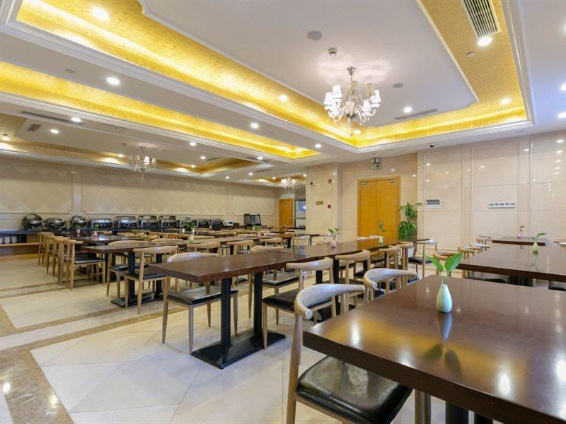 Vienna International Hotel Shanghai Pudong New International Exbition Central Экстерьер фото