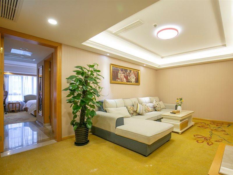 Vienna International Hotel Shanghai Pudong New International Exbition Central Экстерьер фото